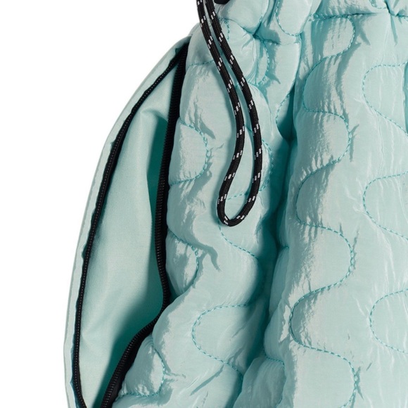 Free People FP Movement CLOUD 9 TOTE NWT - Picture 7 of 9